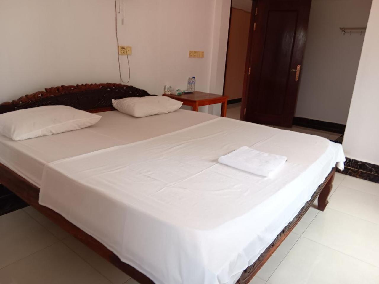 Good Morning Kampot Hotell Eksteriør bilde