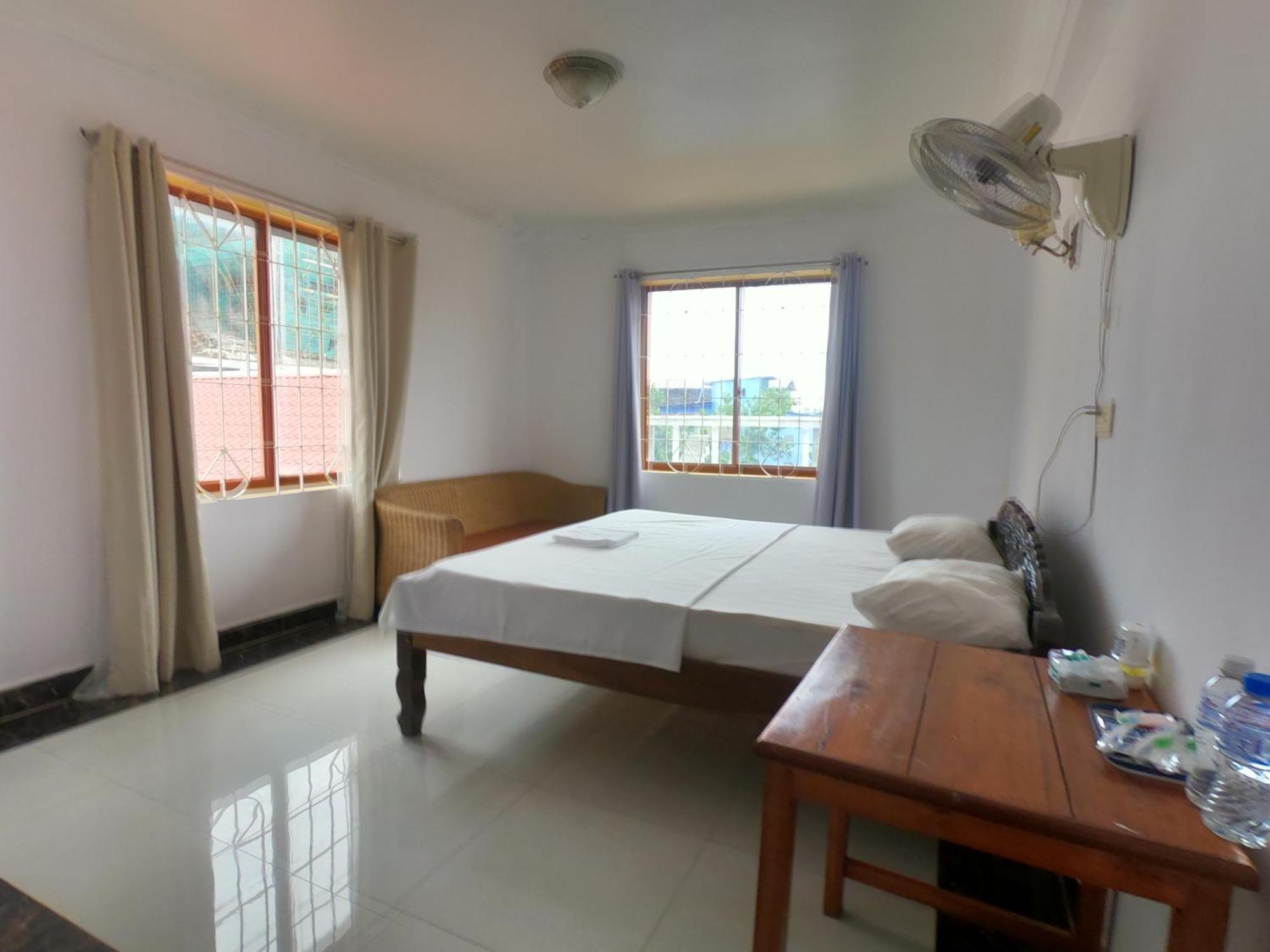 Good Morning Kampot Hotell Eksteriør bilde