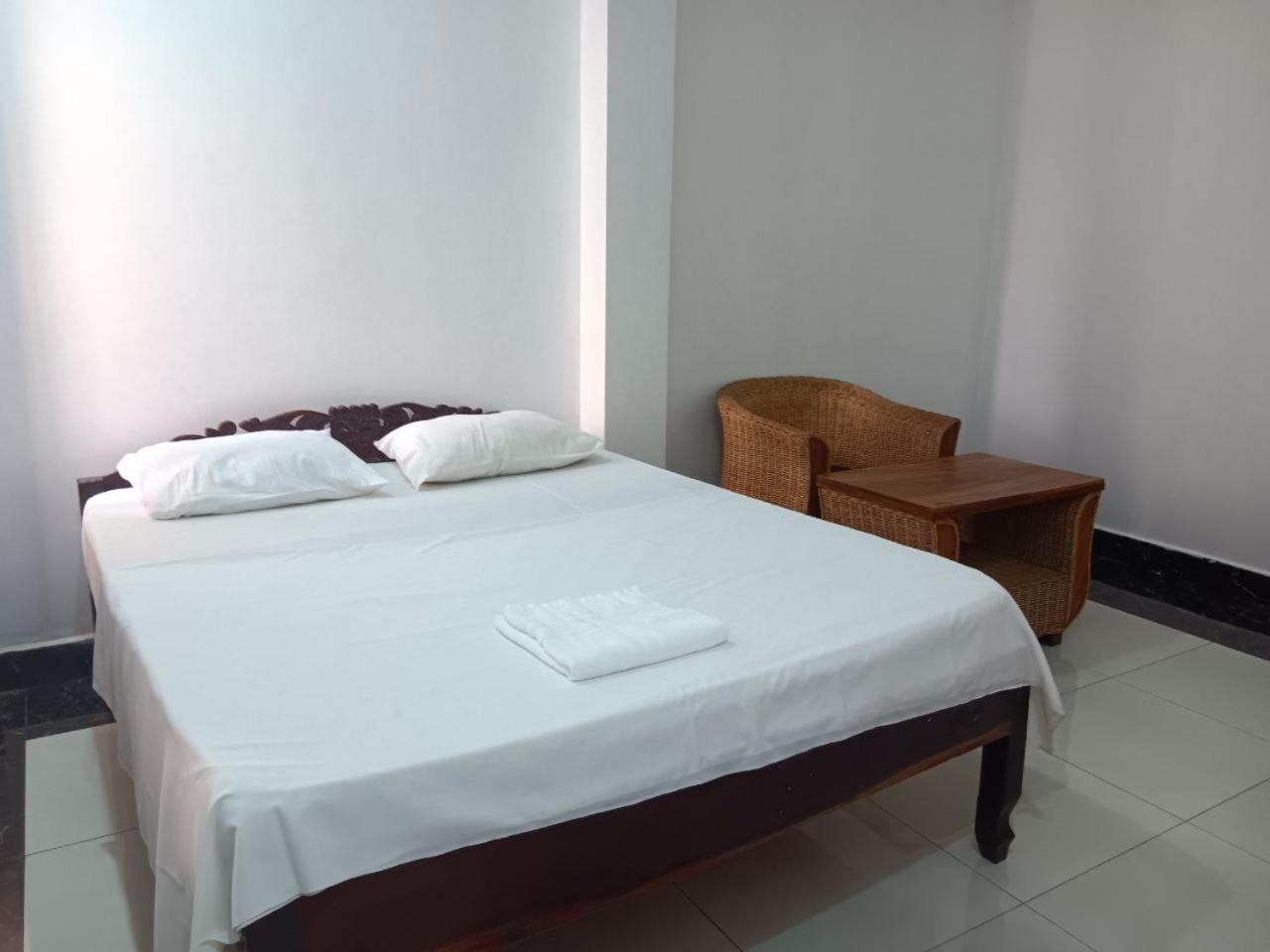 Good Morning Kampot Hotell Eksteriør bilde
