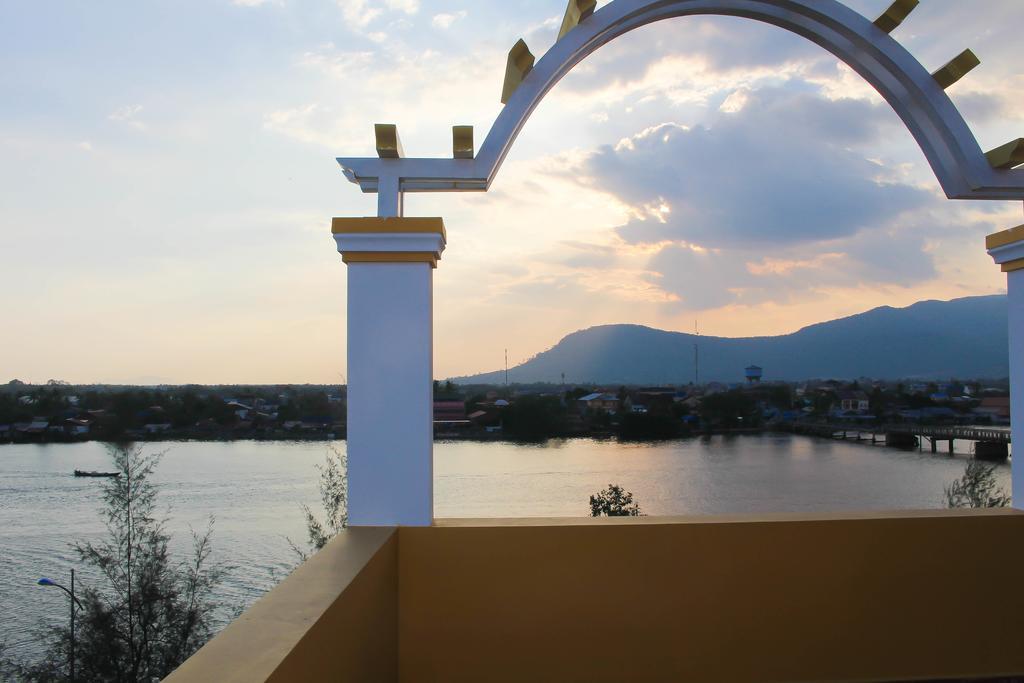 Good Morning Kampot Hotell Eksteriør bilde